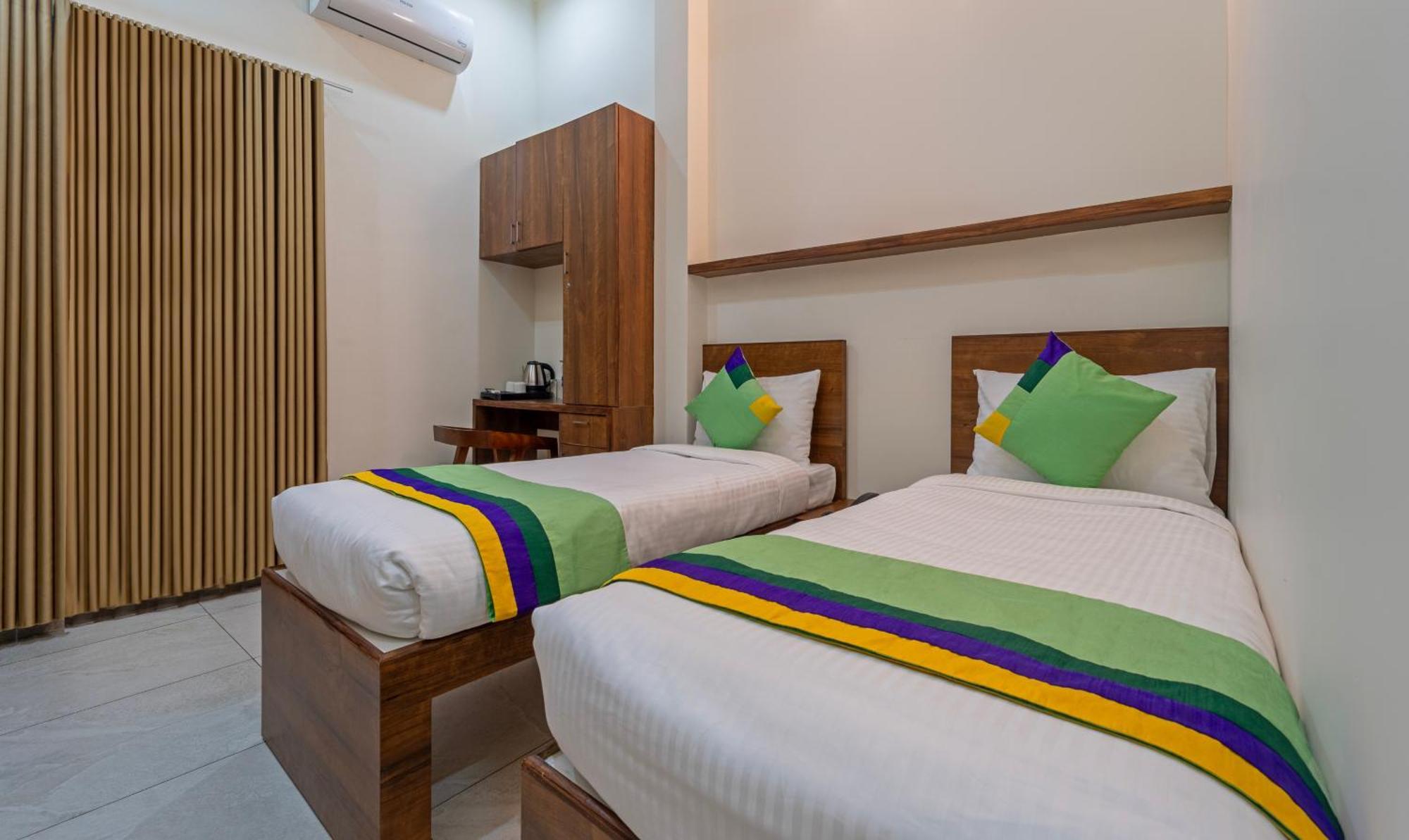 Itsy Hotels Avani Stays, Vyttila, Kochi Exteriör bild