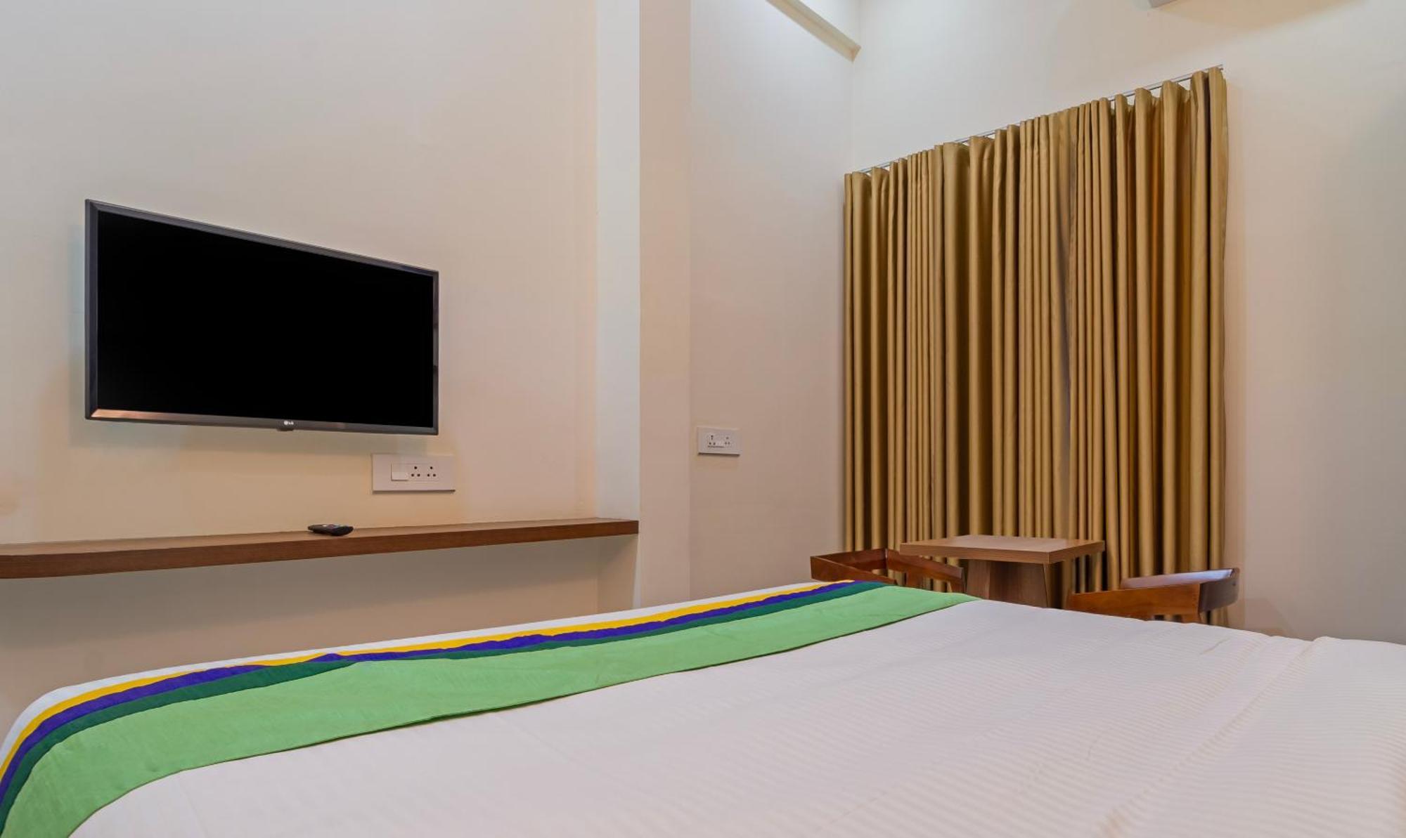 Itsy Hotels Avani Stays, Vyttila, Kochi Exteriör bild