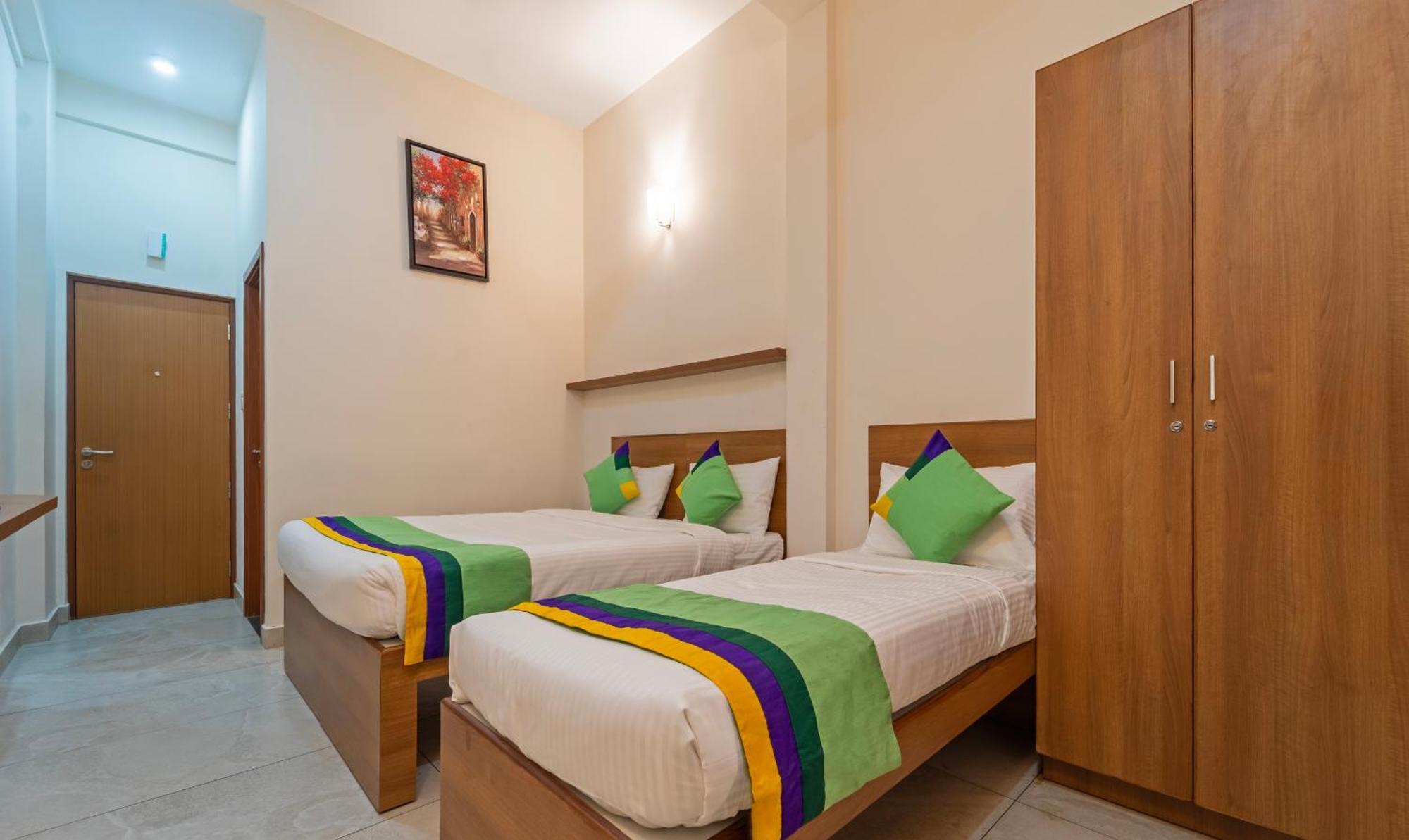 Itsy Hotels Avani Stays, Vyttila, Kochi Exteriör bild